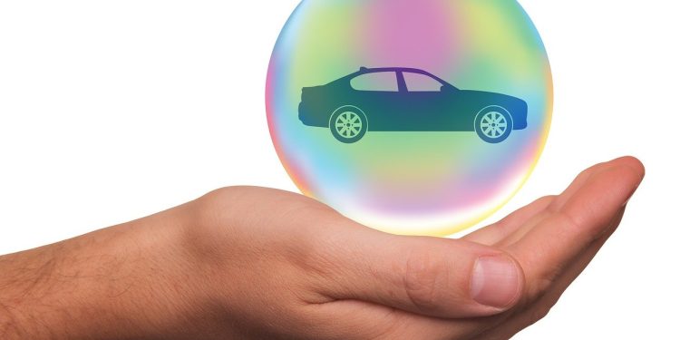 découvrez nos solutions d'assurance auto adaptées à tous vos besoins. protégez votre véhicule avec une couverture complète, des tarifs compétitifs et un service client de qualité. obtenez un devis personnalisé en quelques clics et roulez l'esprit tranquille.