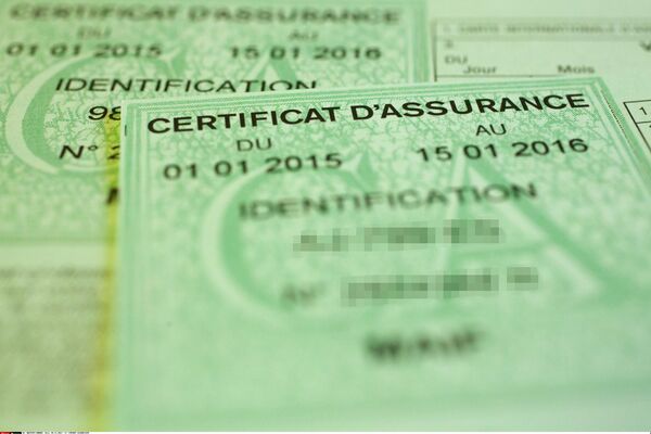 découvrez notre guide complet sur l'assurance auto sans carte verte, une solution pratique pour conduire légalement sans les documents traditionnels. profitez d'une couverture flexible adaptée à vos besoins et explorez les avantages d'opter pour une assurance innovante.