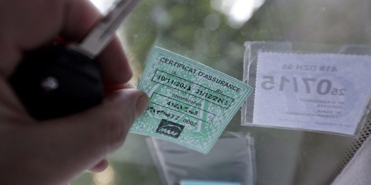 découvrez nos solutions d'assurance auto sans carte verte, qui vous offrent une couverture adaptée à vos besoins sans les contraintes habituelles. protégez votre véhicule en toute simplicité et roulez l'esprit tranquille.