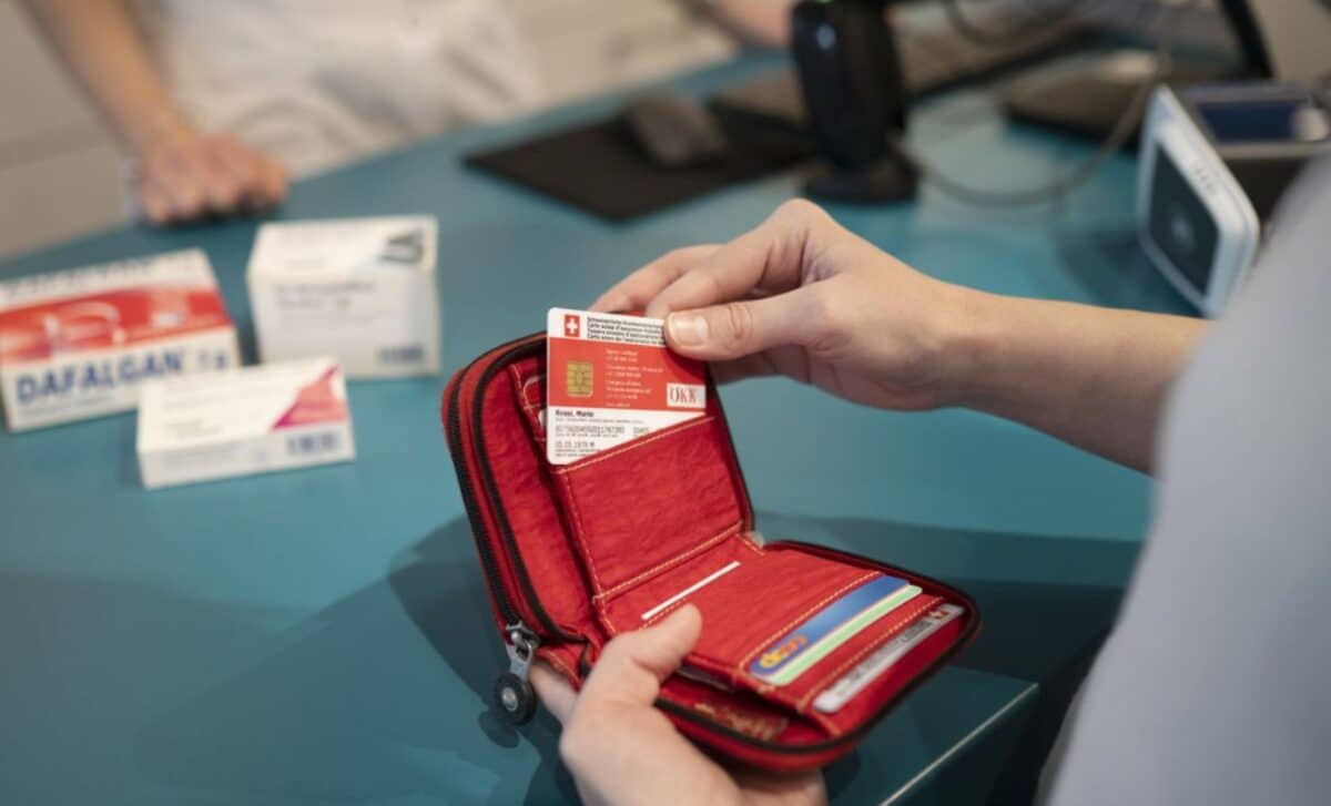 découvrez tout ce qu'il faut savoir sur les primes d'assurance en 2025 : tendances, tarifs, et astuces pour optimiser votre budget. ne manquez pas nos conseils pour choisir la meilleure couverture adaptée à vos besoins !