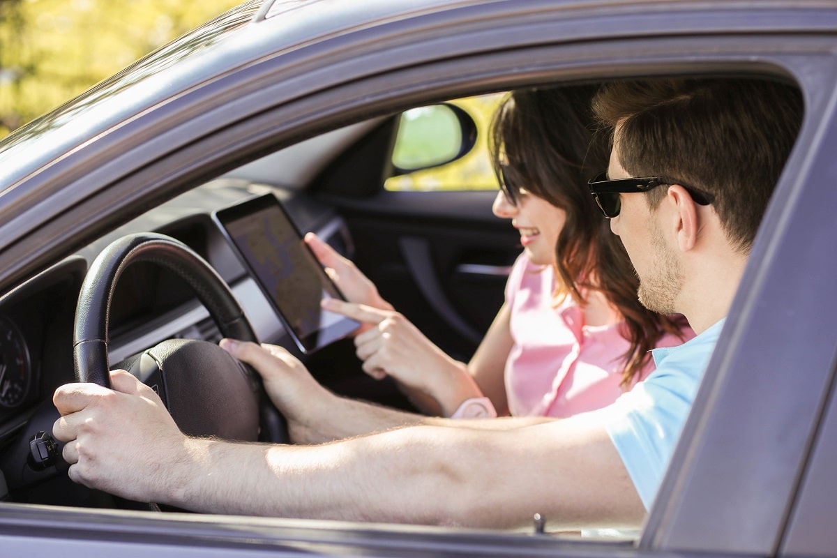 découvrez l'importance de souscrire une assurance auto avant votre voyage. protégez votre véhicule et circulez l'esprit tranquille grâce à nos conseils et nos offres adaptées pour voyager sereinement.