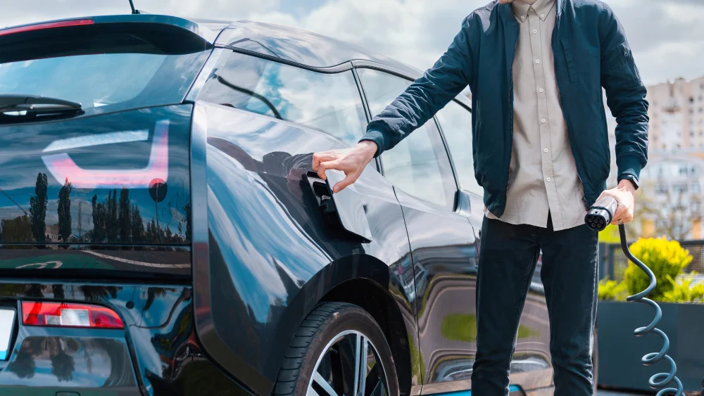 découvrez les inconvénients des suv : consommation de carburant élevée, impacts environnementaux, difficultés de stationnement et coûts d'entretien. informez-vous avant d'acheter ce type de véhicule pour faire un choix éclairé.
