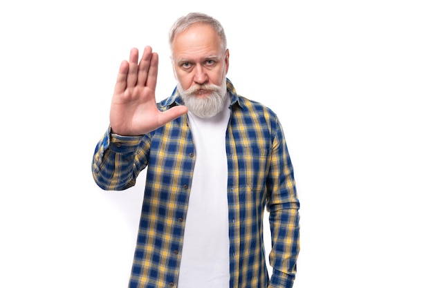 découvrez les enjeux du refus de couverture d'assurance en fonction de l'âge. informez-vous sur vos droits et options pour une protection adaptée à chaque étape de votre vie.