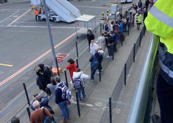 découvrez les tendances des prix des vols pour l'été 2025, avec une analyse des facteurs qui pourraient influencer la hausse des tarifs. préparez-vous à réserver votre voyage au meilleur prix !