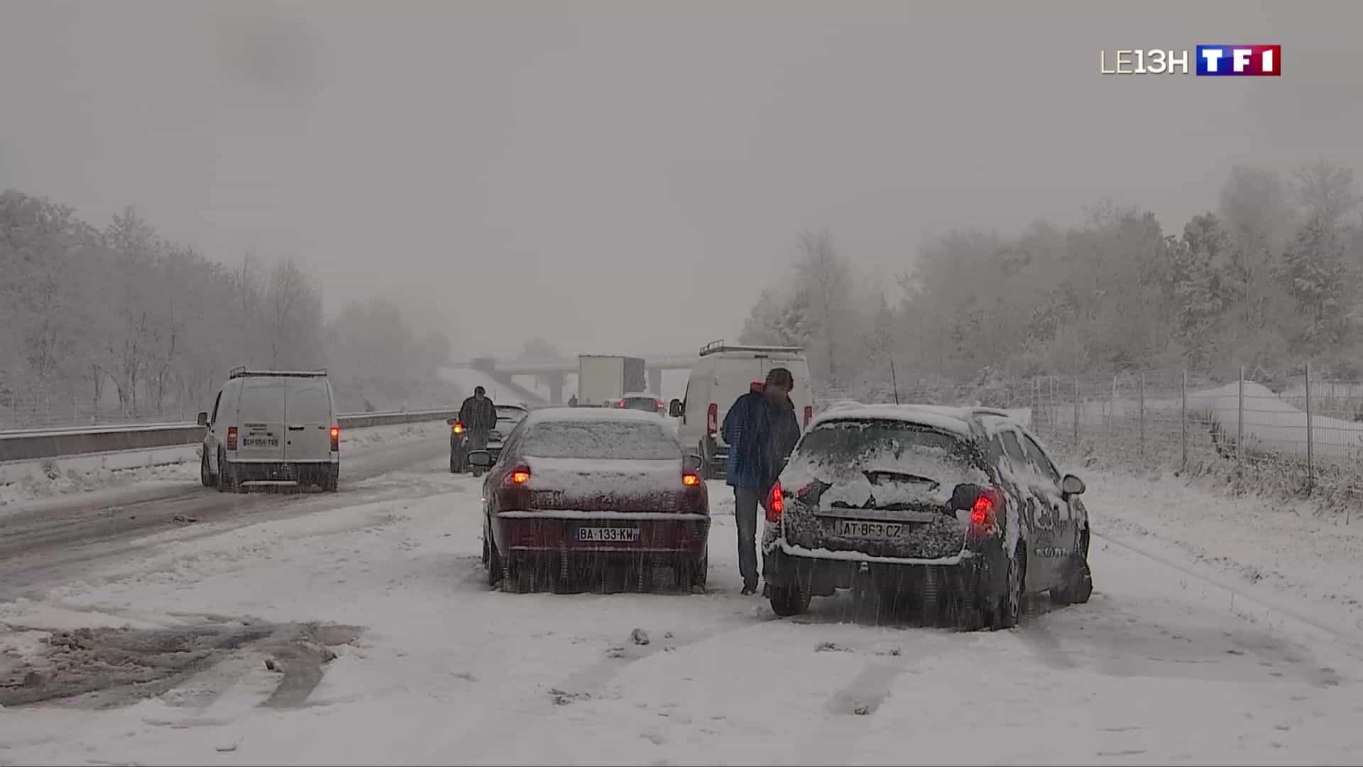 découvrez quelles situations d'accidents sont couvertes par votre assurance en cas de verglas et de neige pour rouler en toute sécurité cet hiver.