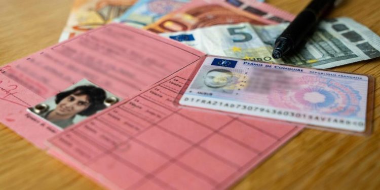 découvrez les meilleures assurances auto pour 2025 et identifiez les voitures économiques à privilégier ainsi que celles à éviter pour un choix éclairé et économique.