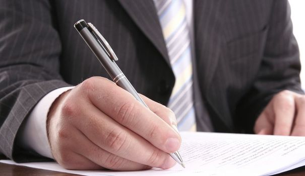 découvrez des astuces pratiques pour réduire le coût de votre assurance auto et économiser chaque mois sur votre contrat.