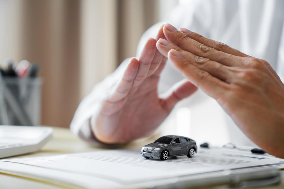 obtenez un devis d'assurance auto sans avance de frais rapidement et facilement. comparez les offres pour trouver la meilleure couverture adaptée à vos besoins.