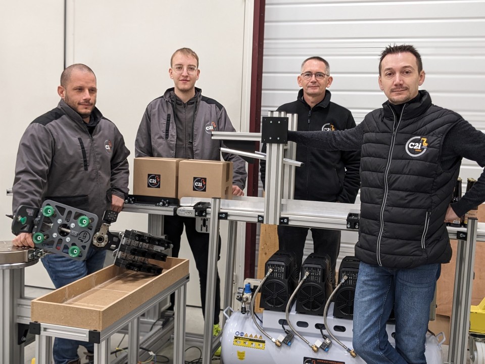 découvrez comment, dix ans après la loi hamon, les assurés restent fidèles à leur assurance auto malgré la hausse des prix, et quelles stratégies adopter pour optimiser votre contrat.