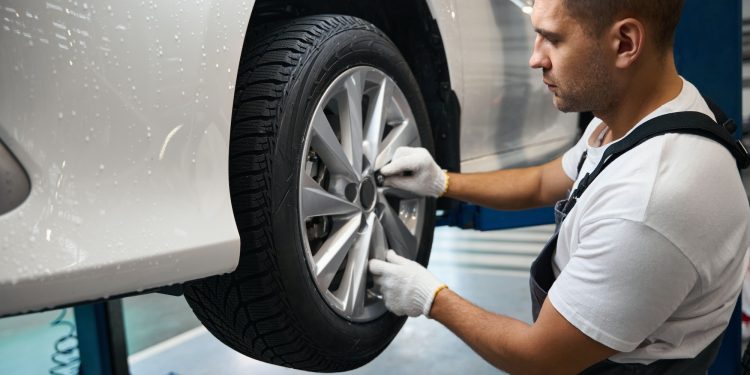 découvrez les principaux facteurs influençant le changement d'assurance auto pour faire le meilleur choix et économiser sur votre contrat.