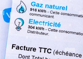 découvrez pourquoi les factures de 758€ pour conducteurs augmentent dans deux régions et les impacts pour les automobilistes.