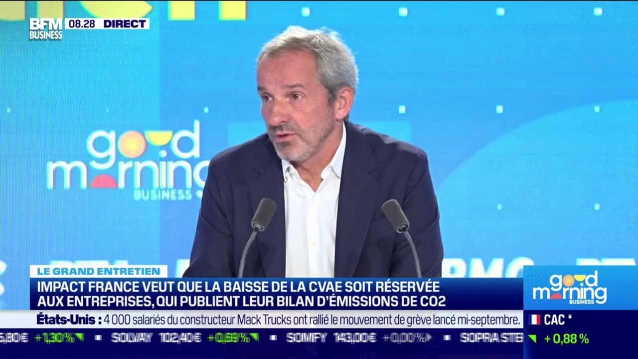 découvrez les causes et les impacts de la hausse des primes d'assurances en 2024, ainsi que des conseils pour bien gérer votre budget assurance.