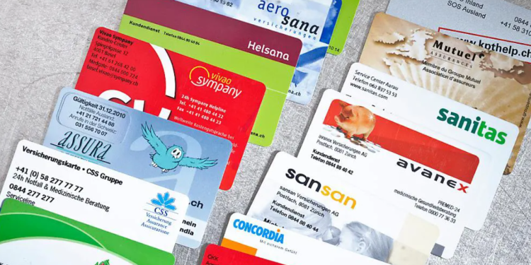 découvrez l'augmentation des tarifs des assurances auto en 2026 et comment préparer au mieux votre budget pour cette hausse.