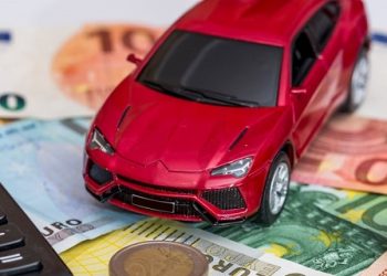 découvrez comment le lieu de résidence influence le coût des assurances et quels facteurs géographiques impactent vos tarifs d'assurance.