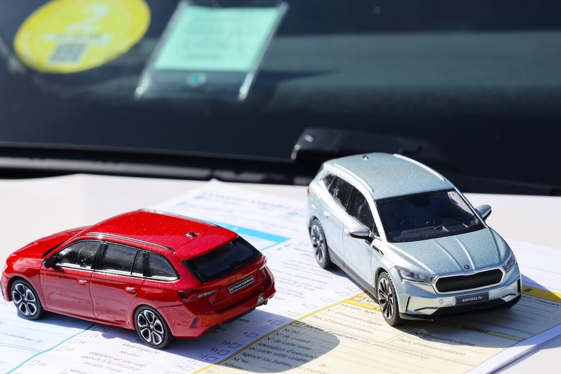 découvrez l'impact de la voiture électrique (ve) sur l'assurance auto : changements tarifaires, garanties adaptées et conseils pour bien assurer votre véhicule électrique.