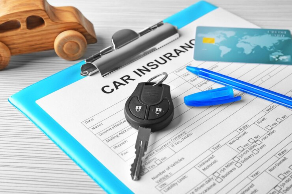 découvrez les défis rencontrés par les jeunes conducteurs pour obtenir une assurance auto, les raisons des coûts élevés et des solutions pour faciliter leur accès à l'assurance.