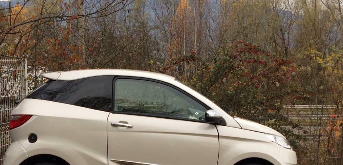 découvrez comment assurer la sécurité de votre voiture sans permis grâce à nos conseils pratiques et solutions adaptées pour une conduite sereine et protégée.