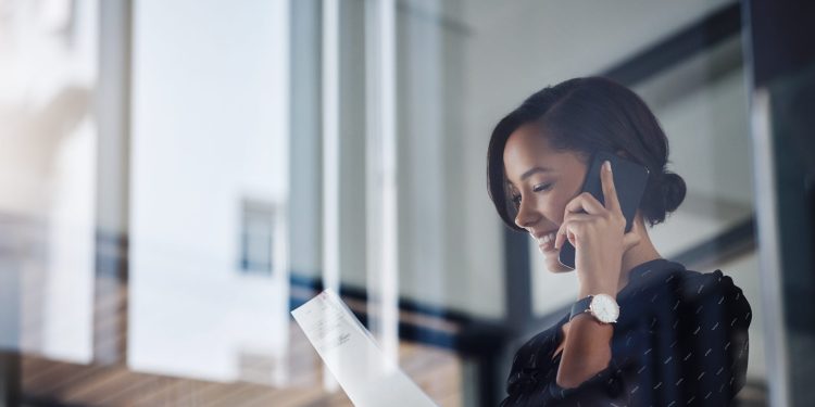 découvrez comment la hausse des surprimes liée aux émeutes impacte le coût de votre assurance auto et comment protéger votre véhicule efficacement.