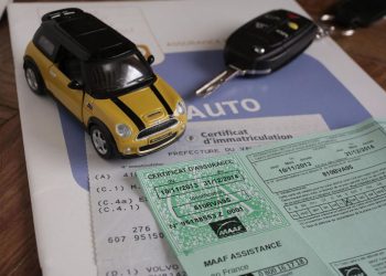 découvrez nos conseils essentiels pour bien choisir votre assurance auto et protéger efficacement votre véhicule tout en réalisant des économies.