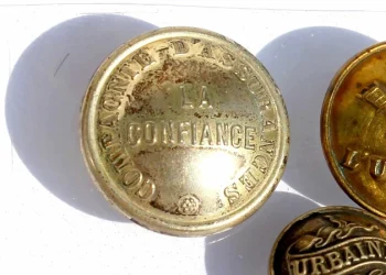 découvrez les opinions des français sur l'assurance, entre hésitations et confiance, et comprenez les raisons de leurs doutes et de leur confiance.