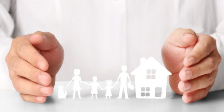 découvrez les assurances indispensables pour femmes seules et cheffes de famille afin de protéger votre avenir et celui de vos proches en toute sérénité.