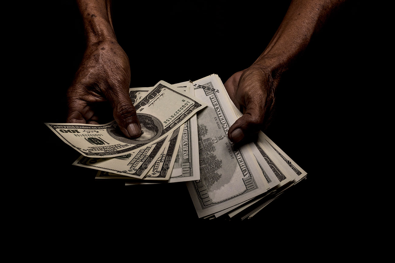 découvrez comment l'arnaque 'crash for cash' augmente après les accidents et apprenez à vous protéger contre cette fraude courante.