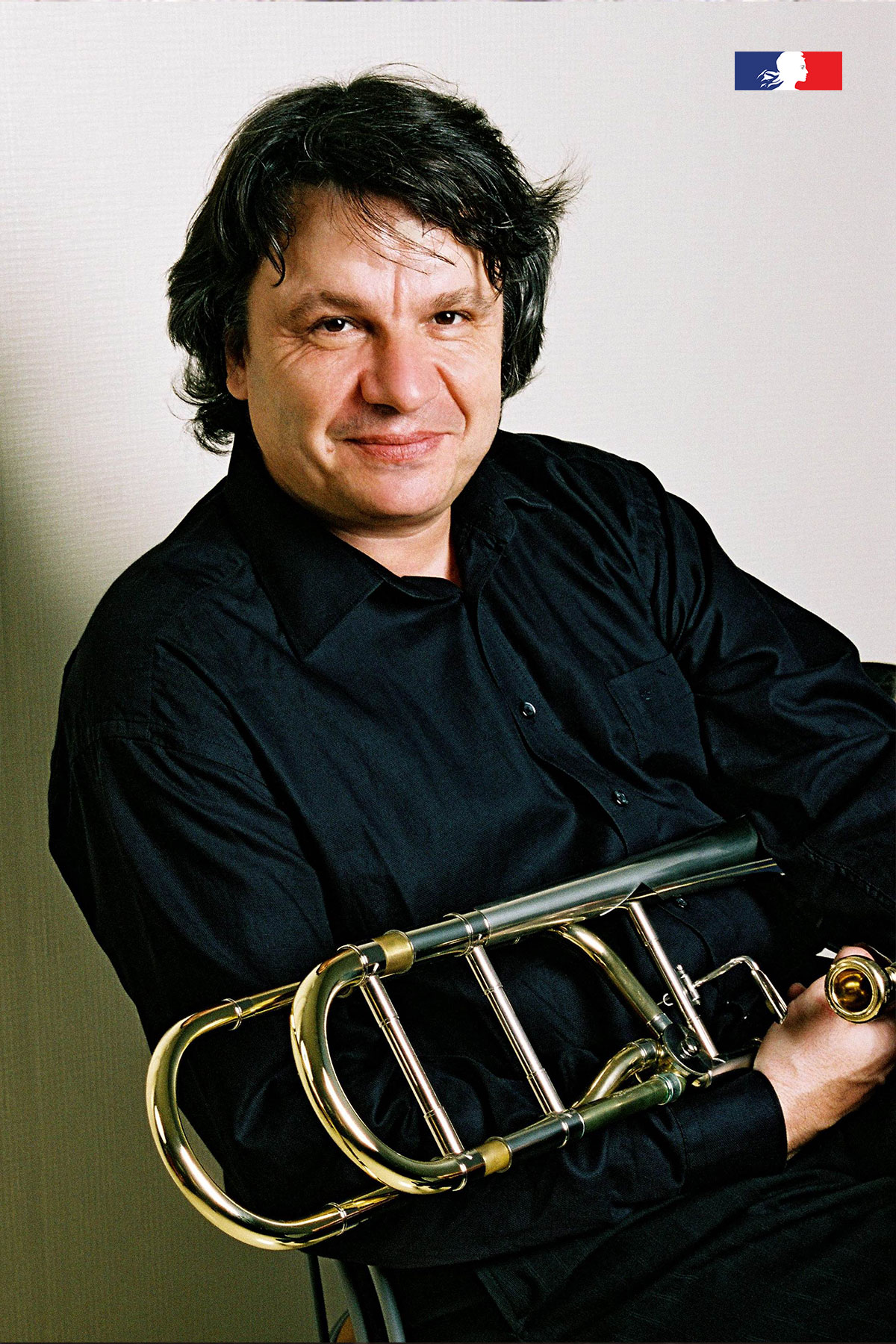 participez à la masterclass animée par michel denisot sur les assurances de navarre, expert en transport, pour maîtriser les enjeux et solutions du secteur.