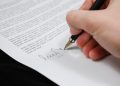 découvrez si un contrat d'assurance est valable sans signature et les conditions légales pour garantir sa validité. informez-vous avant de valider votre contrat.